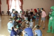 Творческий коллектив дворца культуры проводит игры для детей в летних лагерях