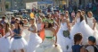 Миньярские красавицы продефилировали в свадебных платьях